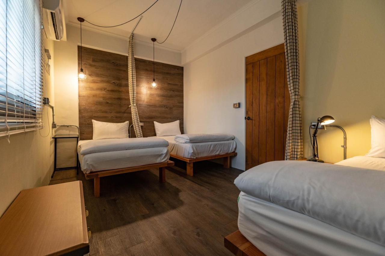 Cozy House Hostel Хуалянь Екстер'єр фото