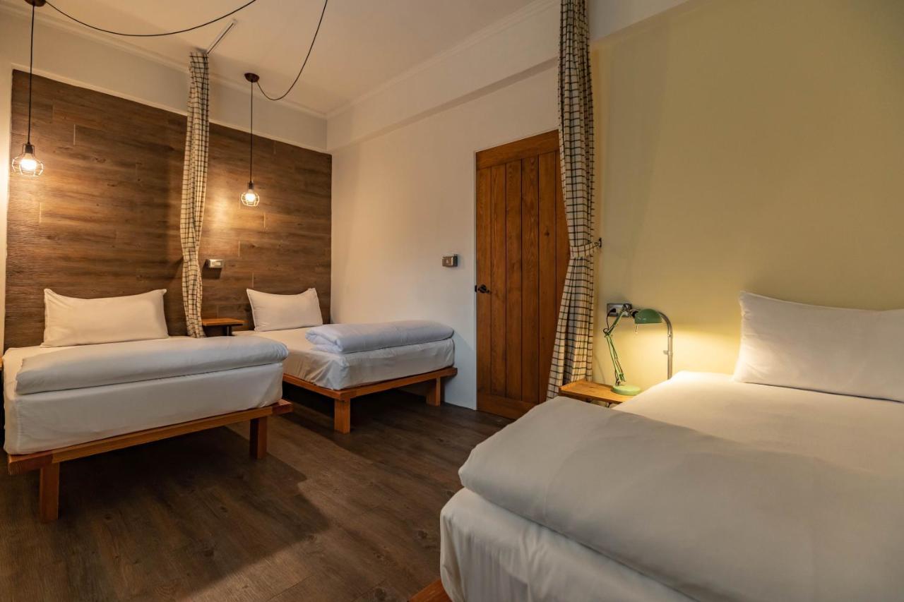 Cozy House Hostel Хуалянь Екстер'єр фото