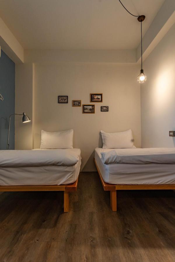 Cozy House Hostel Хуалянь Екстер'єр фото