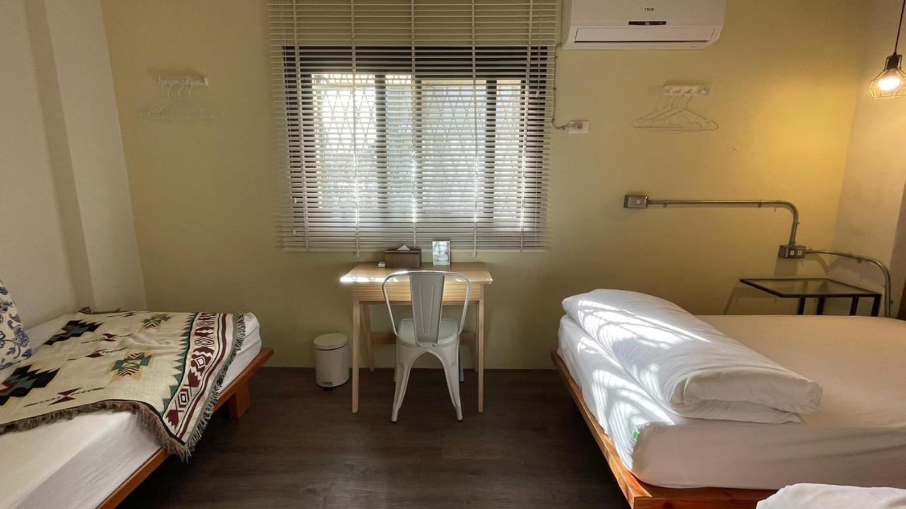 Cozy House Hostel Хуалянь Екстер'єр фото