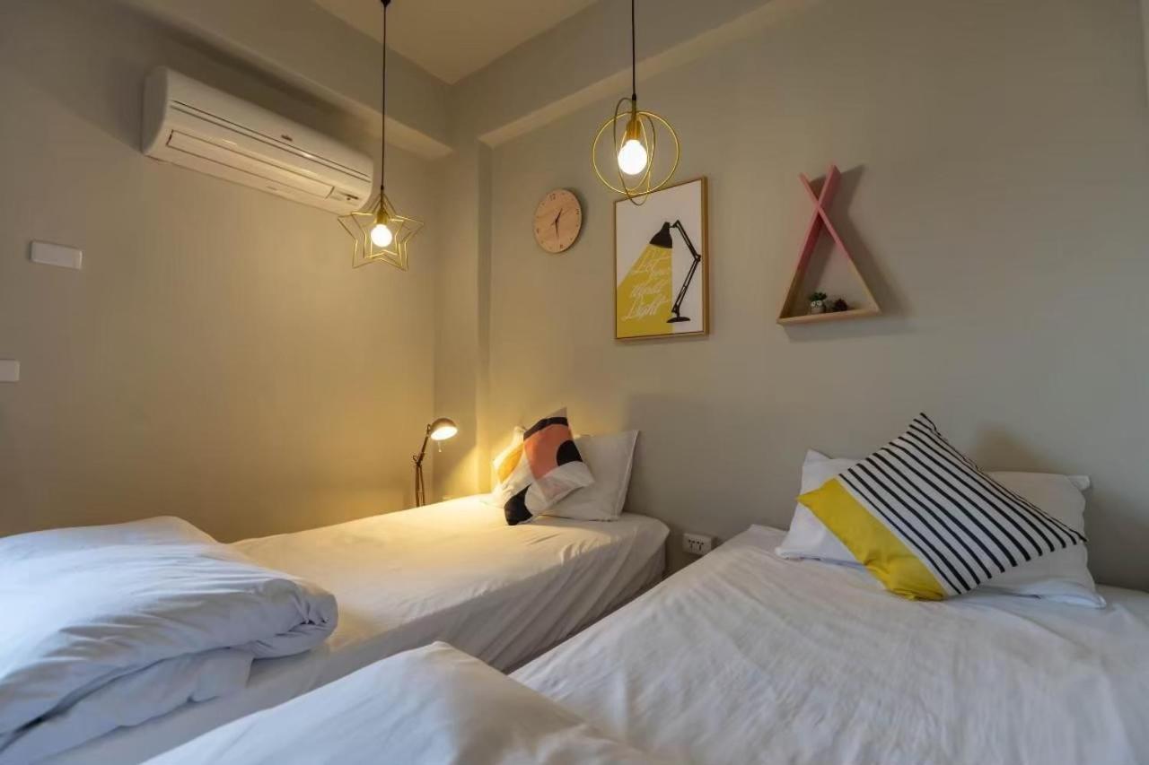 Cozy House Hostel Хуалянь Екстер'єр фото