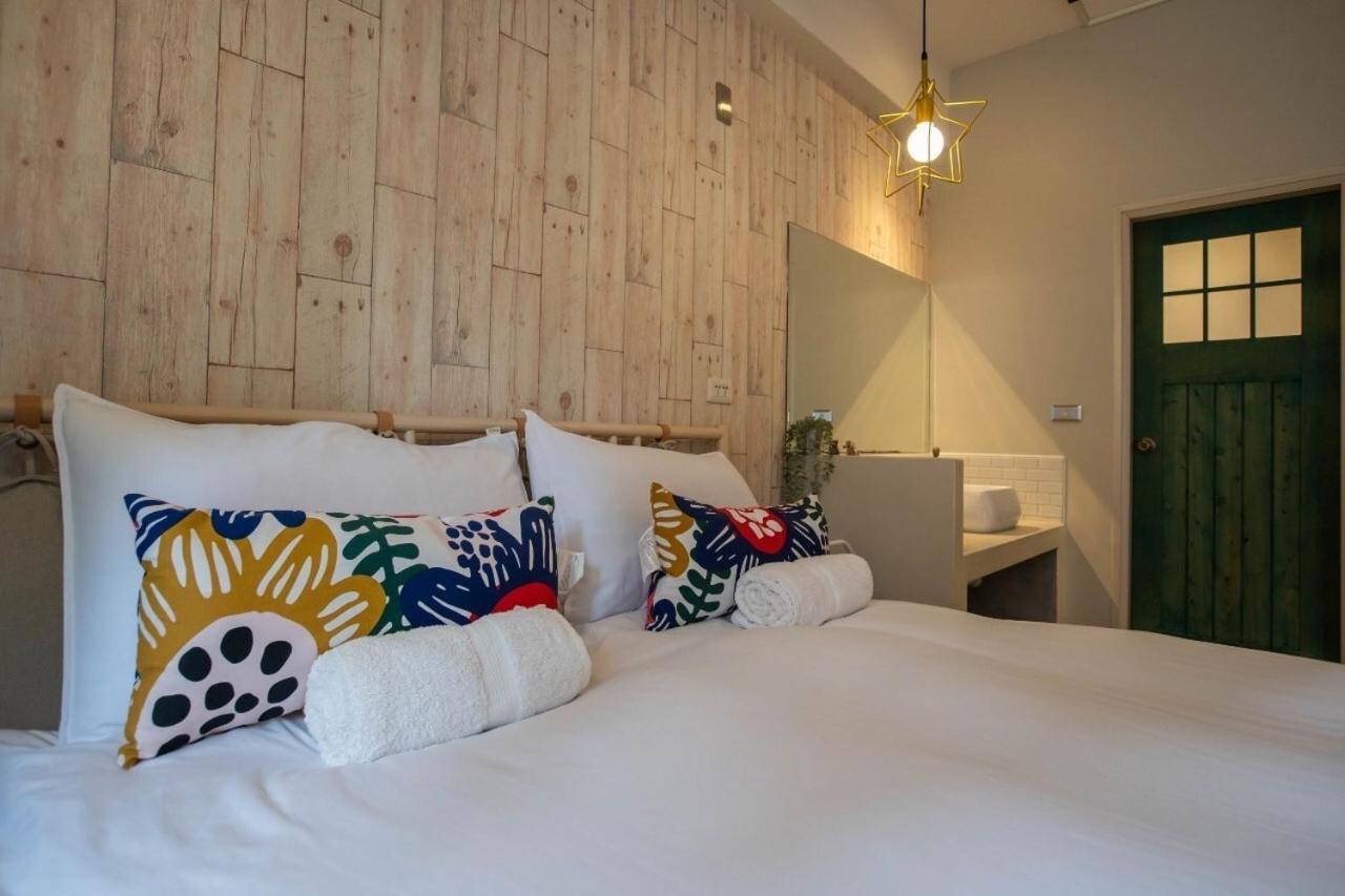 Cozy House Hostel Хуалянь Екстер'єр фото